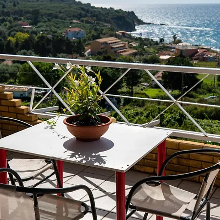 Varagoulis Giannis&lenas Paramonas (Corfu)