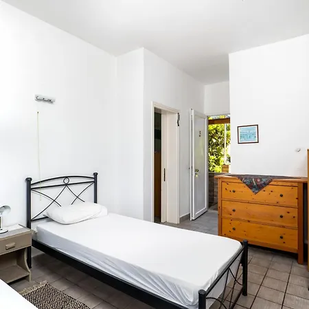 Varagoulis Giannis & Lenas Apartman