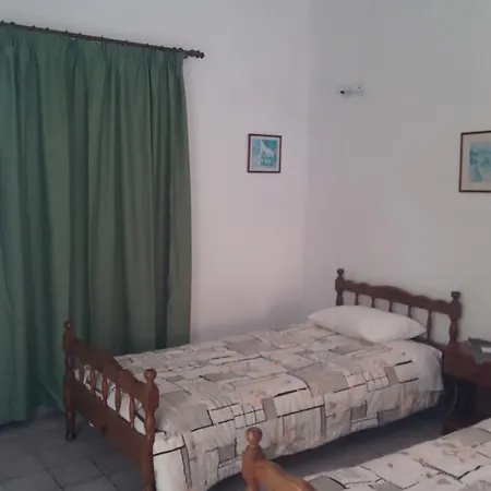 Varagoulis Giannis & Lenas Apartment Paramonas (Corfu)