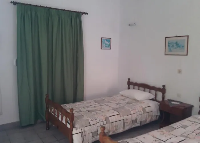 Varagoulis Giannis & Lenas Apartman Paramónasz