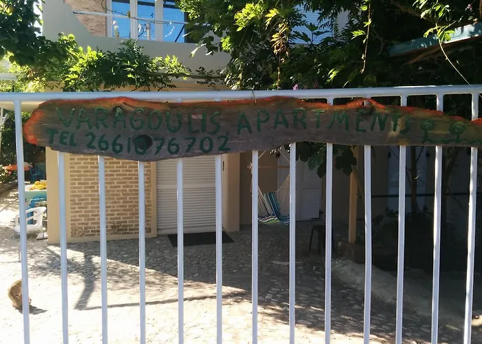 Varagoulis Giannis & Lenas Apartman
